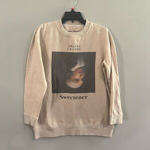 Ariana Grande Sweetener Album Crewneck Sweatshirt Women’s Size S